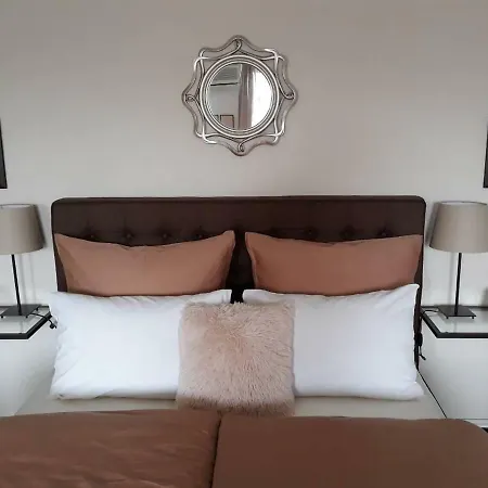 Апартаменты 5min From The *